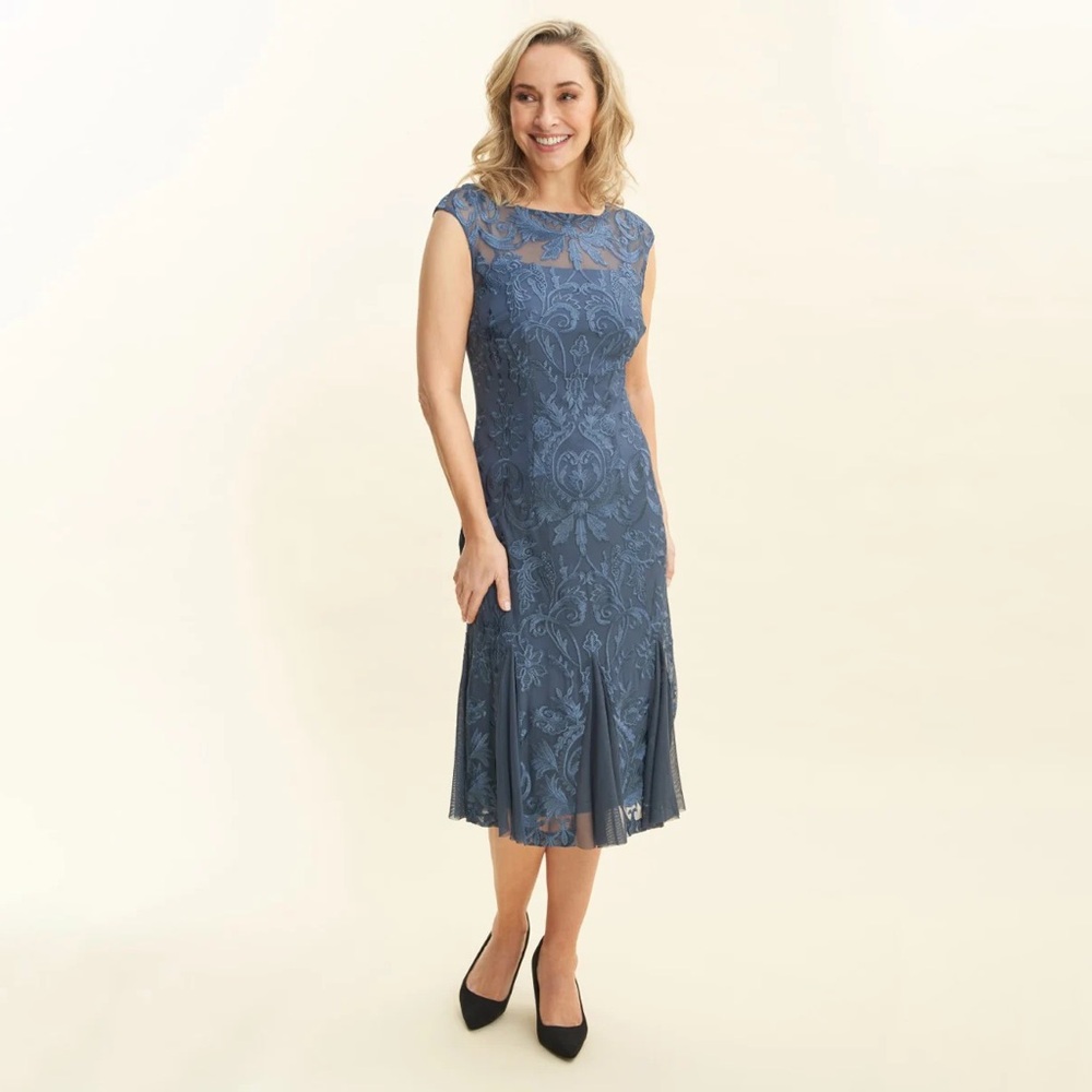 💙 Alex Evenings Fit and Flare Godet Dress in Vintage Blue 💙 - Picture 4 of 10